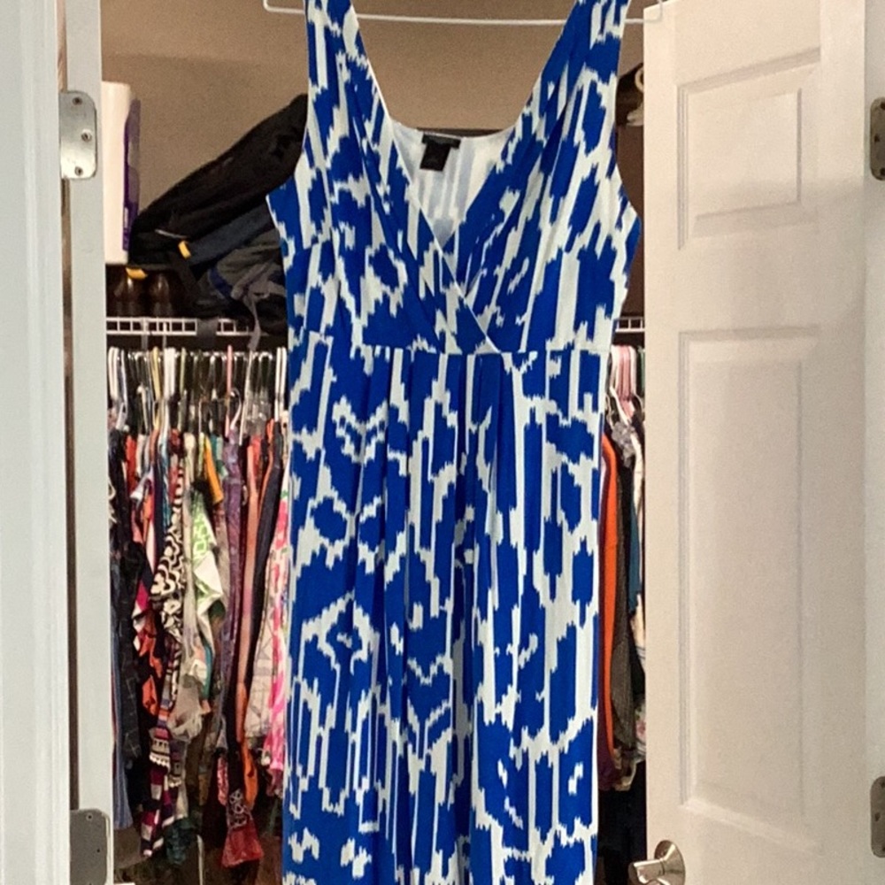 Ann Taylor Blue White Print V-Neck Dress